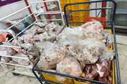 کشف و معدوم سازی بیش از 170 کیلوگرم گوشت مرغ غیر قابل مصرف در یکی از فروشگاه های زنجیره ای شهرستان شهرضا