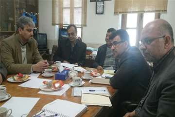 مرغ (سایز، قطعه بندی، هورمون و ...)