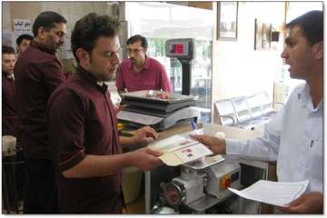  گوشه ای از فعالیتهای خام دامی شهرستان کاشان  