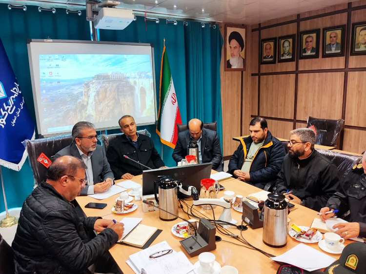 برگزاری پانزدهمین جلسه قرارگاه کنترل بیماری تب برفکی اداره کل دامپزشکی استان اصفهان