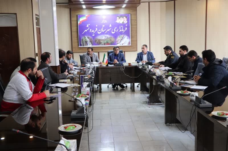 برگزاری مانور دور میزی آنفلوانزای فوق حاد پرندگان شبکه دامپزشکی شهرستان فریدونشهر